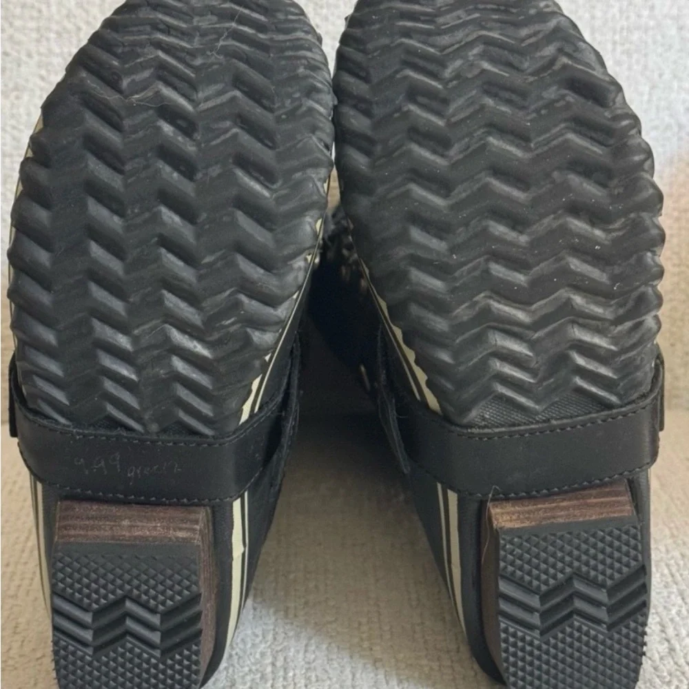 Sorel Conquest Carly Black Women's Winter Lace-Up Boots 8 - Picture 8 of 11